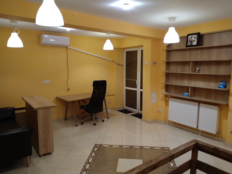 Unirii, Piata Alba Iulia,